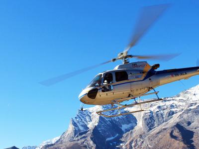 Helicopter tour in Nepal